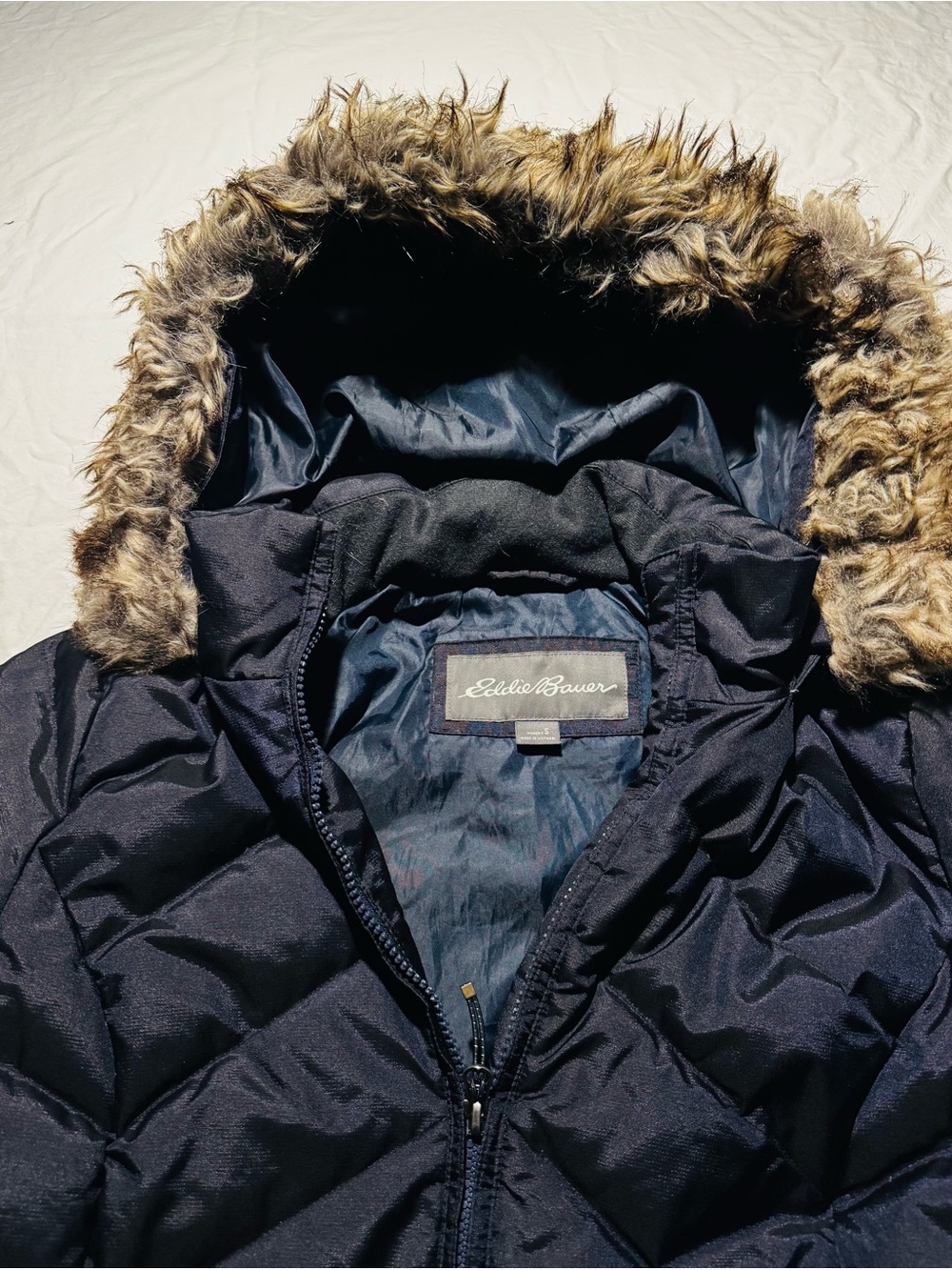 Eddie Bauer Long Navy Puffer Coat with Faux Fur Trim Hood Size Small - Picture 3 of 8